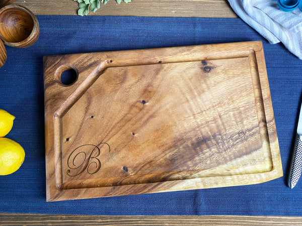 Medium Live Edge Square End Board with Hanging Hole and Juice Groove